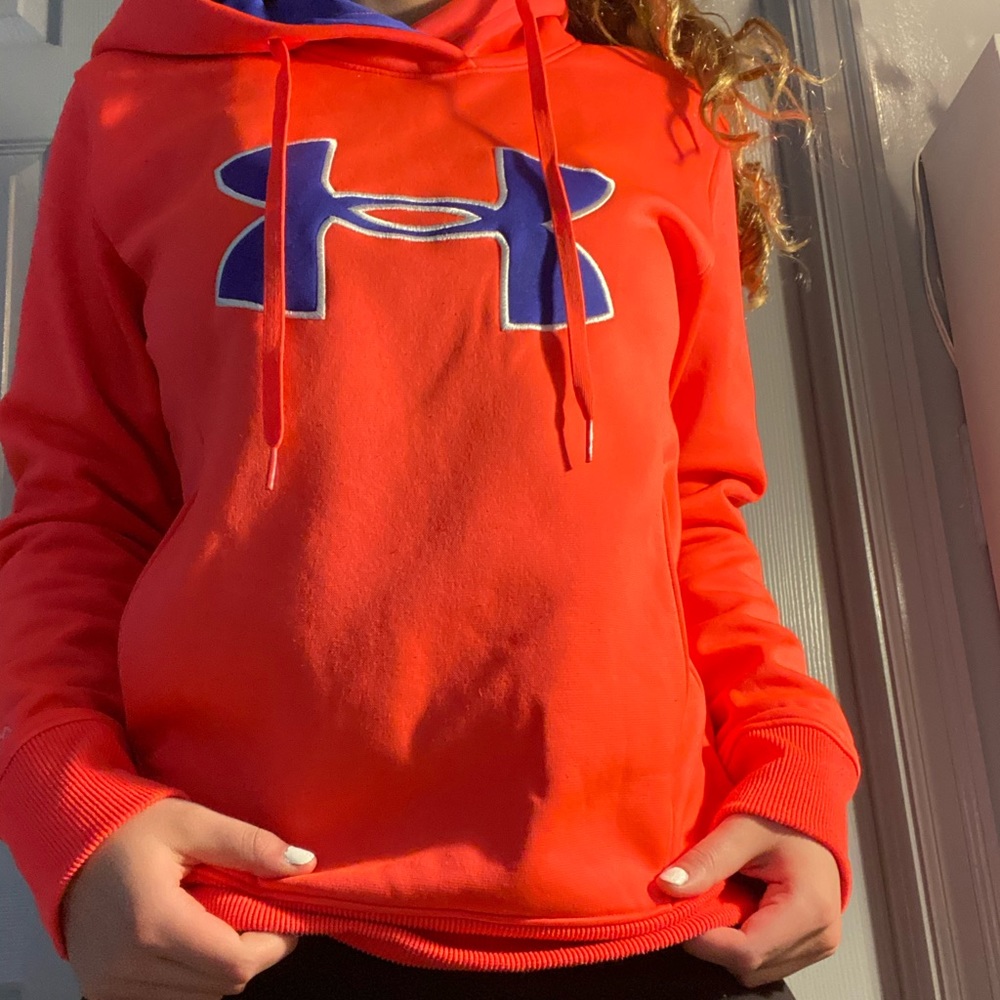 Under Armour storm sweatshirt